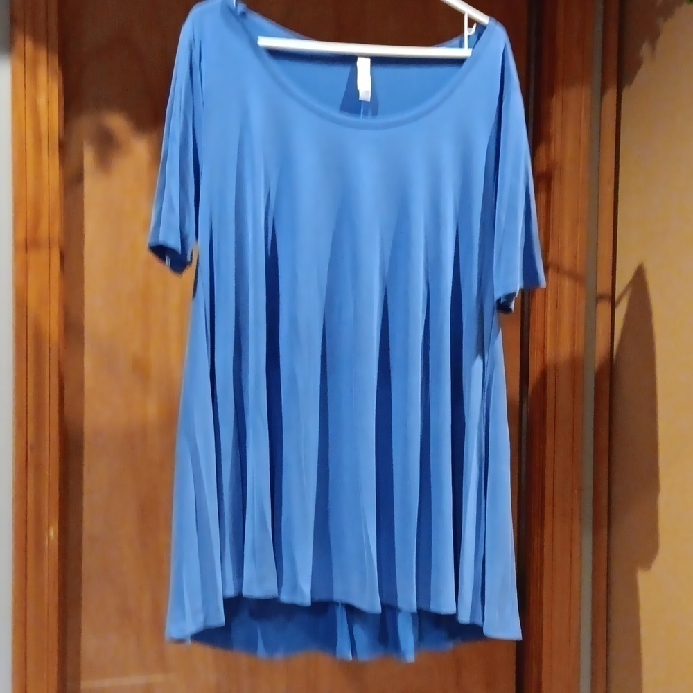Lulaloe Irma.  Size l.  New without tag